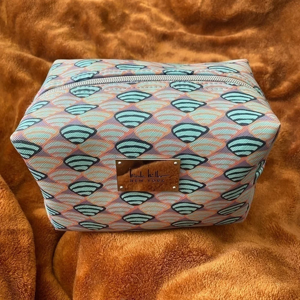 NICOLE MILLER COSMETICS ZIP UP POUCH BAG